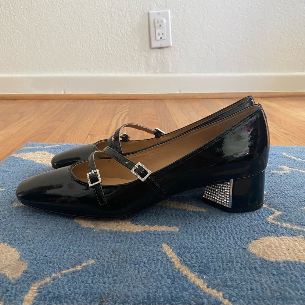 EUC Marc Jacobs black patent leather & rhinestone Mary Jane pumps